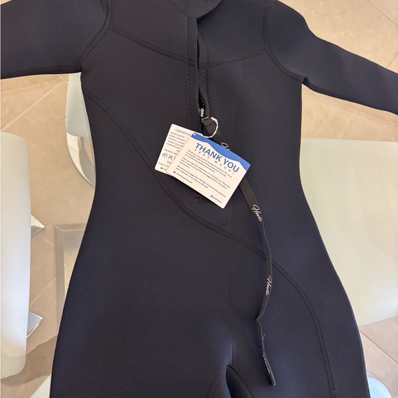 Venus 1 Black and Blue Wetsuit wet Suit Unsex Small With Tags - Picture 5 of 5
